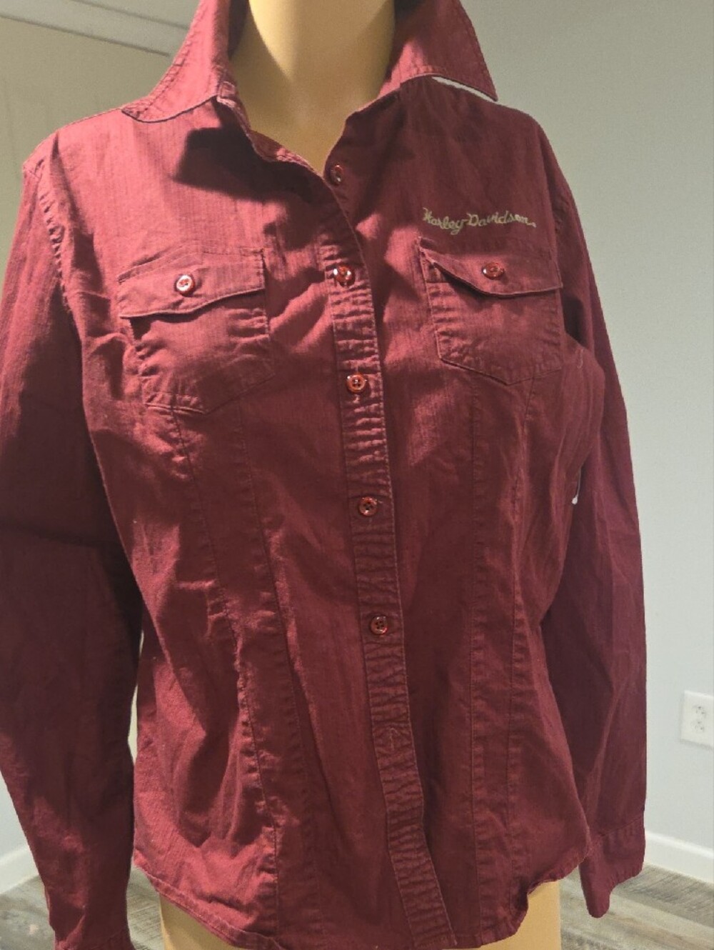 Harley-Davidson Women's Burgundy Button-Up Shirt - Picture 3 of 8